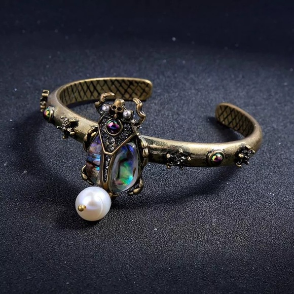 🖤Antique gold insects bracelet - Picture 2 of 5